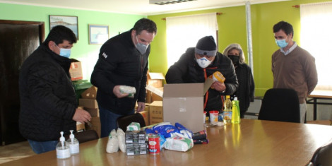 Donaci%C3%B3n_cajas_alimentos_UNCO_15_06_2021_%2812%29_WEB.JPG__