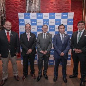 2.Javier_Olhagaray,_Gustavo_Tomasetti,_Luis_Felipe_Braithwaite,_Alejandro_Montecinos,_Roberto_Mansilla_.jpg