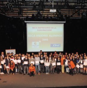 Becas_Escolares_2016_(web_cchc).jpg