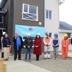 Becas_Maestros_de_la_Construcción_CChC_Minvu_Trabajo_19_12_2022_(60).JPG