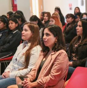 FOTO_3_IQQ_Mujer.jpg