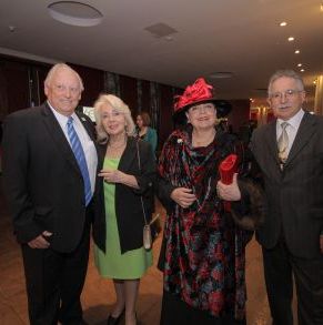 Hugo_Navarrete,_XXXX,_Elizabeth_Brand,_Rodolfo_Topp.jpg