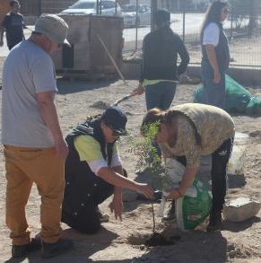 Jornada_arborización_nuevo_horizonte_Paipote_10.jpg