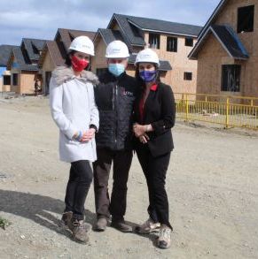 Nathalie_Dubois_José_Alvarado_y_Pamela_León_en_Punta_Arenas_(1).JPG
