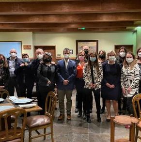 Reunión_Grupo_de_Embajadoras_en_Chile_con_la_CChC_y_Carolina_Goic_(7).jpeg