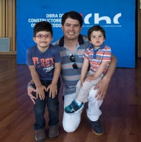 Sebastían_Salgado,_Carlos_Salgado_y_Cristobal_Salgado.jpg