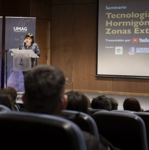 Seminario_Hormigón_22_08_2023_crédito_UMAG_(3).jpg