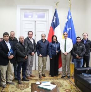 Visita_Vicepresidentes_CChC_Gobernador_Magallanes_31_03_2023_(44).JPG