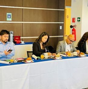 WEB_CHARLA_TECK_3.jpg