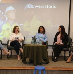 conversatorio_mujeres_prevencionistas_(35).JPG
