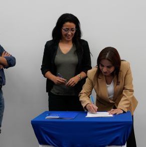 firma_convenio_Calama.jpg