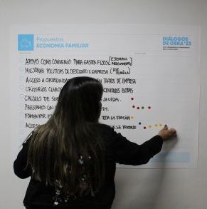 trabajadores-y-trabajadoras-de-la-construccion-compartieron-experiencias-y-analizaron-desafios-presentes-en-el-rubro_(112).JPG