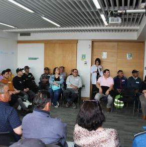 trabajadores-y-trabajadoras-de-la-construccion-compartieron-experiencias-y-analizaron-desafios-presentes-en-el-rubro_(16).JPG