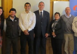 05.11.13-DESAYUNO-CORMA-CCHC-VALDIVIA-Y-COLEGIOS-d-250x175.jpg