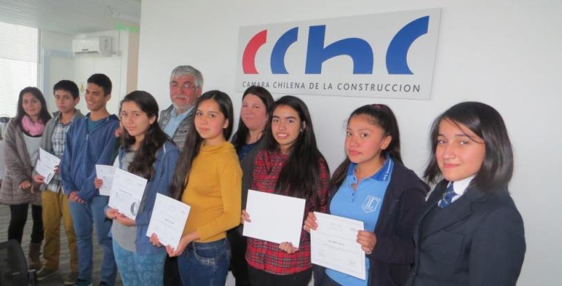 20.04.16_ENTREGA_DE_BECAS_valdivia.JPG