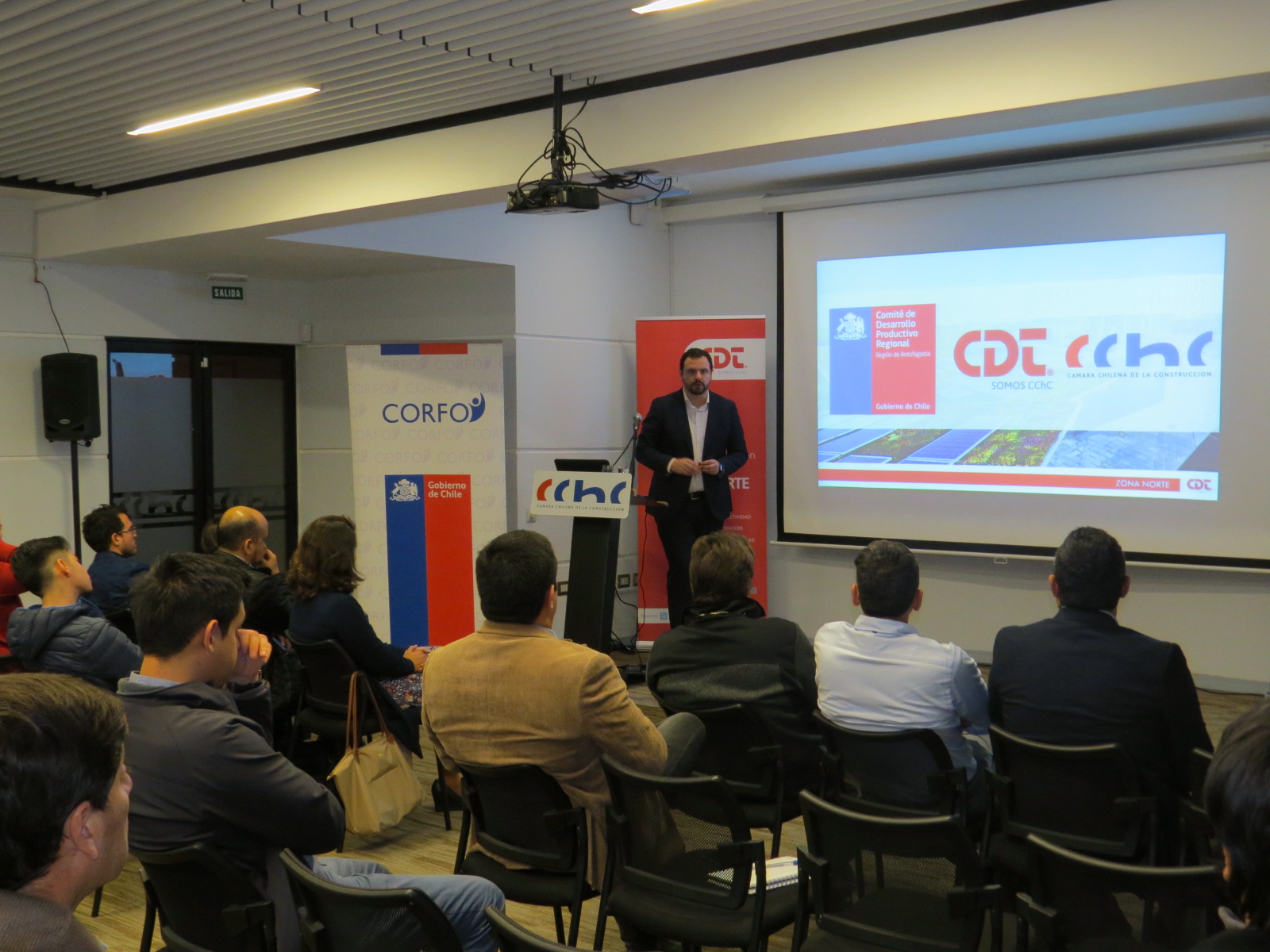 CChC_y_Comit%C3%A9_de_Desarrollo_Productivo_Regional_presentaron_resultados_de_proyecto_sobre_construcci%C3%B3n_sustentable.JPG