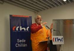 Charla-Sustentabilidad-Alfredo-Sfeir-3-250x175.jpg