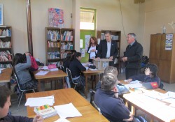 Delegación Ñuble hace entrega de “Biblioteca Fundamentos de la Construcción”  noticias