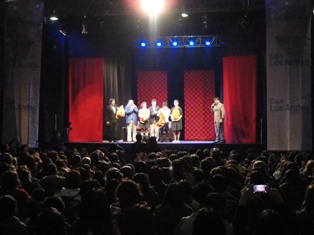 Socios y trabajadores disfrutaron con la obra de teatro “La familia ante todo” noticias