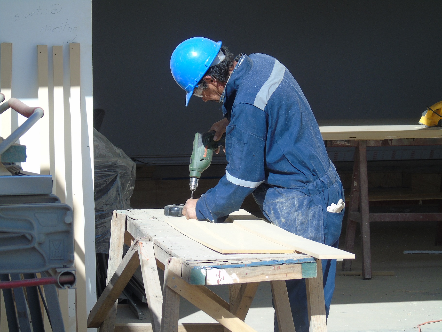 Trabajadores_Construcci%C3%B3n_Atacama.jpg