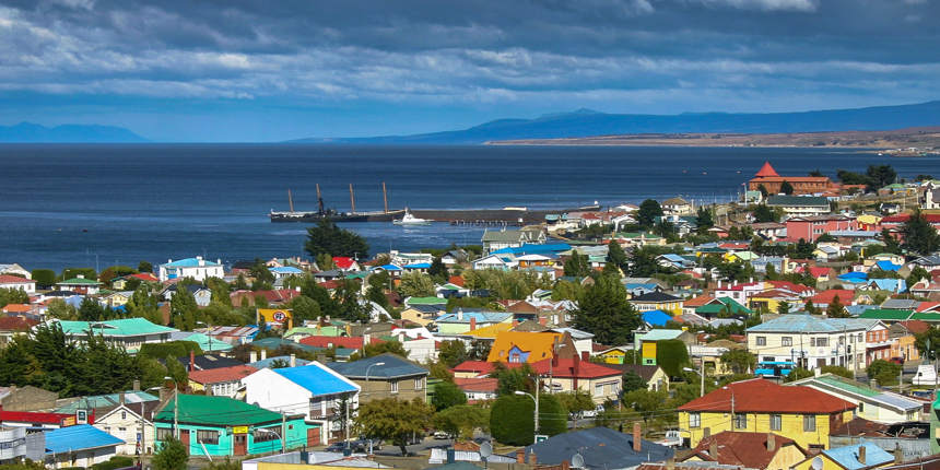 Vista_de_Punta_Arenas_-_Cerro_de_la_Cruz_web.jpg