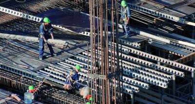 2011_Trabajadores_en_obra_1.jpg