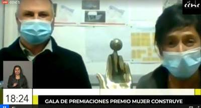 21-05-26_Mujer_en_obra.jpg