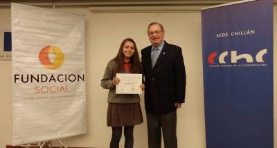 Archivo_Ceremonia_Entrega_de_Becas_1.jpg