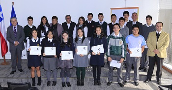 Ceremonia-Entrega-Becas-web1.jpg