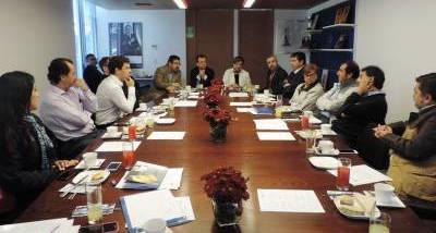 Comit%C3%A9_Vivienda_Seremis_Mnvu_y_MOP_-_copia.jpg
