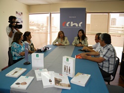 Entrega-de-Libros-CChC-1.jpg