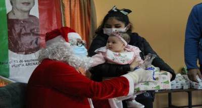 Entrega_regalos_Navidad_de_Esperanza_17_12_2020_%2819%29_web.jpg