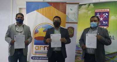 Firma_convenio_CChC-Arma_10.jpg