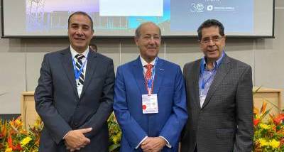 Izq._Eduardo_Loaiza%2C_Gerente_de_Camacol_Anioquia_y_der_._Felipe_Hoyos%2C_Vicepresidente_de_la_Junta_Directiva_de_Camacol_Naciona_.jpeg