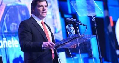 PRESIDENTE_CCHC_JUAN_ARMANDO_VICU%C3%91A.JPG