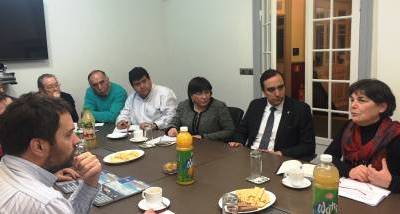 Reuni%C3%B3n_CChC_Punta_Arenas_y_Ministra_Saball.jpg