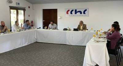 Reuni%C3%B3n_con_Jefe_Divisi%C3%B3n_GB_Regional_%C3%91uble.jpg