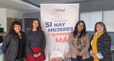 Reuni%C3%B3n_con_Seremi_Mujer_y_Directora_SernamEG.JPG