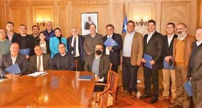 Reunipon_Vivienda_Ministro_Minvu_mayo_2022_-_copia.jpeg