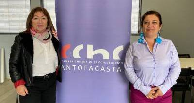 Rosa_Ester_y_Seremi_de_la_Mujer.jpg