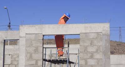 Trabajador_construcci%C3%B3n_junio_2020.jpg