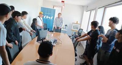Visita_estudiantes_LRP_Chile_Chico_a_CChC.jpeg