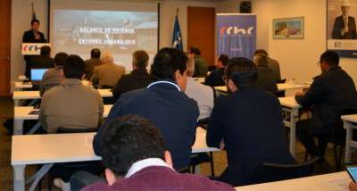 charla_balance_vivienda_en_iqq.jpg
