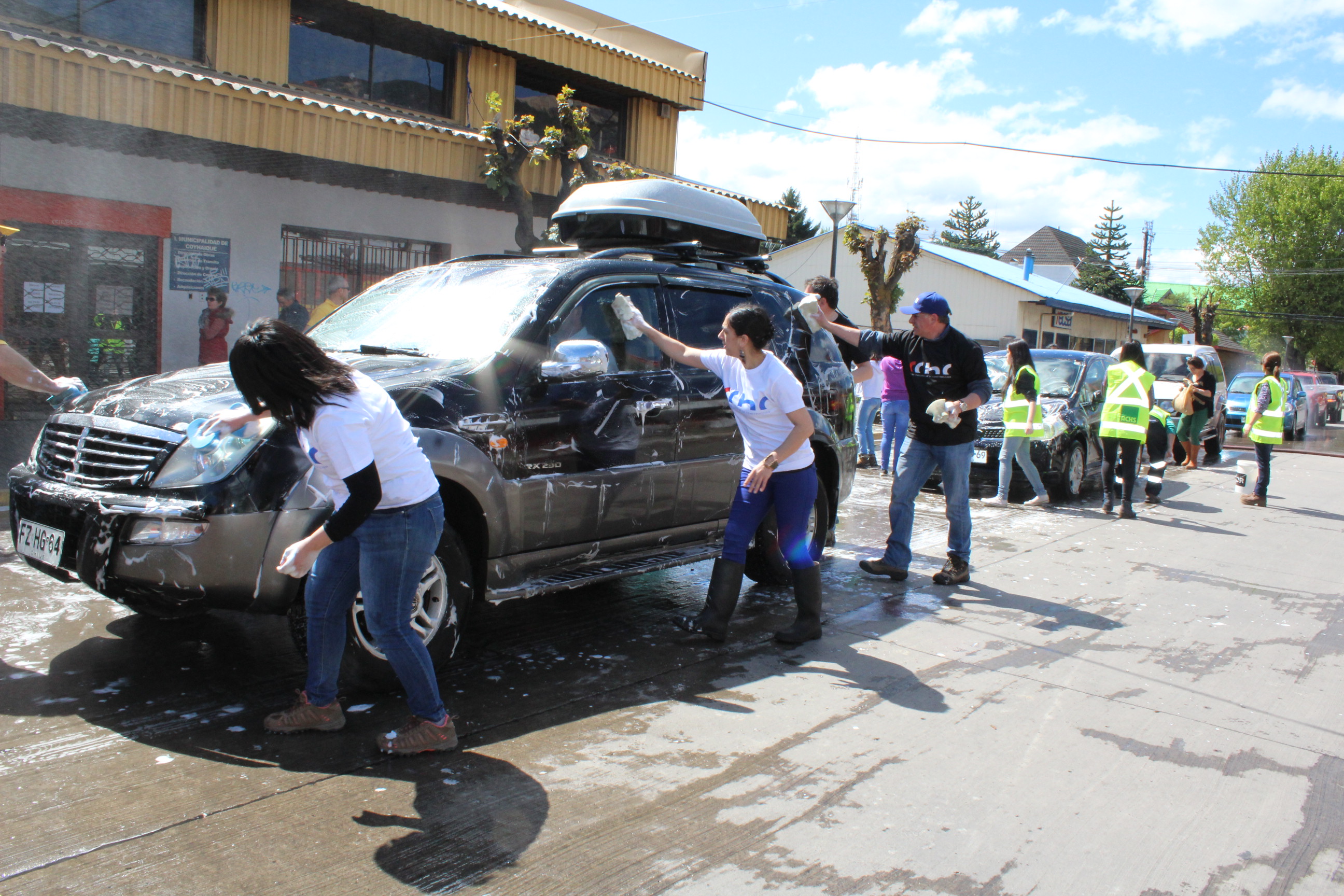 lavado_autos_Fundaci%C3%B3n_Rehabilita.JPG